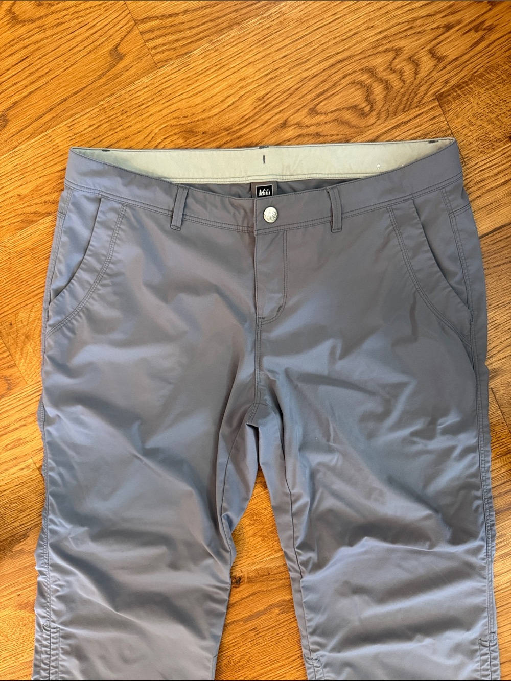 REI Women’s 12 Petite Gray Stretch Hiking Pants Adjustable Leg - Picture 3 of 11